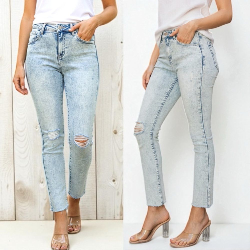 Risen High Rise Skinny Jeans Distressed Raw Hem Light Acid Wash – 15/32 NWT